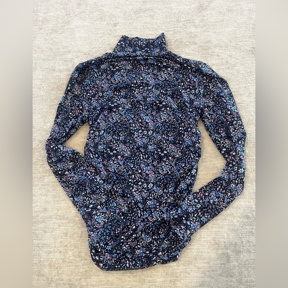 J. Crew Ruched matte jersey turtleneck in Coventry floral - Picture 6 of 8